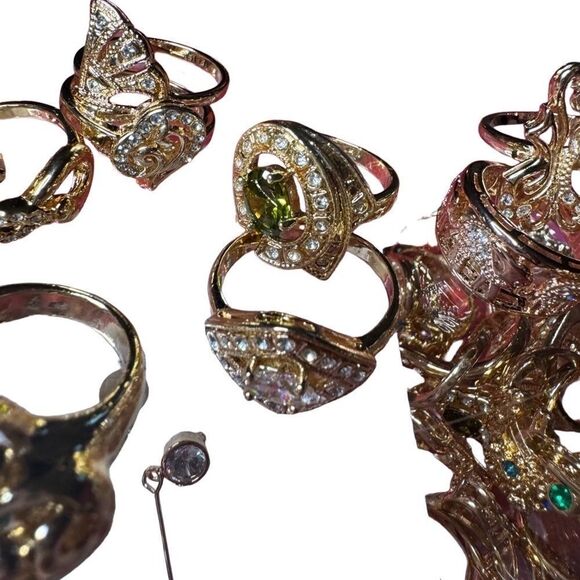 Rings - Picture 11 of 16